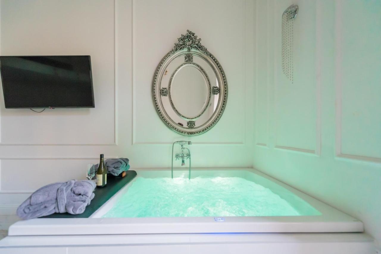 Jacuzzi Sinagoga View Apartment บูดาเปสต์ ภายนอก รูปภาพ